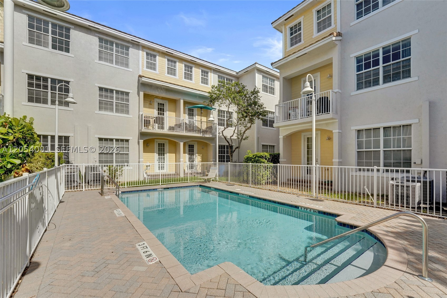 HIGHLAND ESTATES - Residential