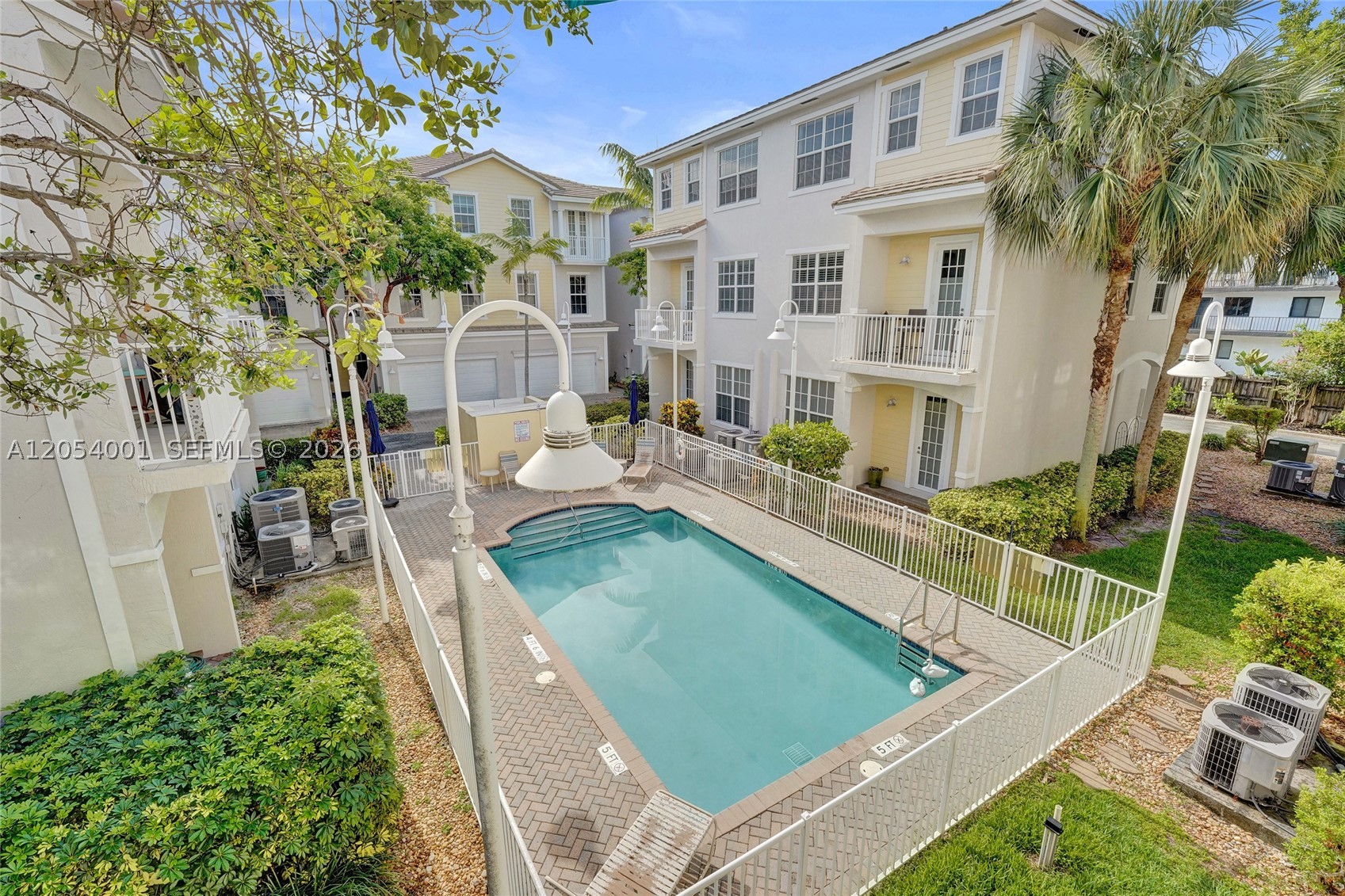 HIGHLAND ESTATES - Residential