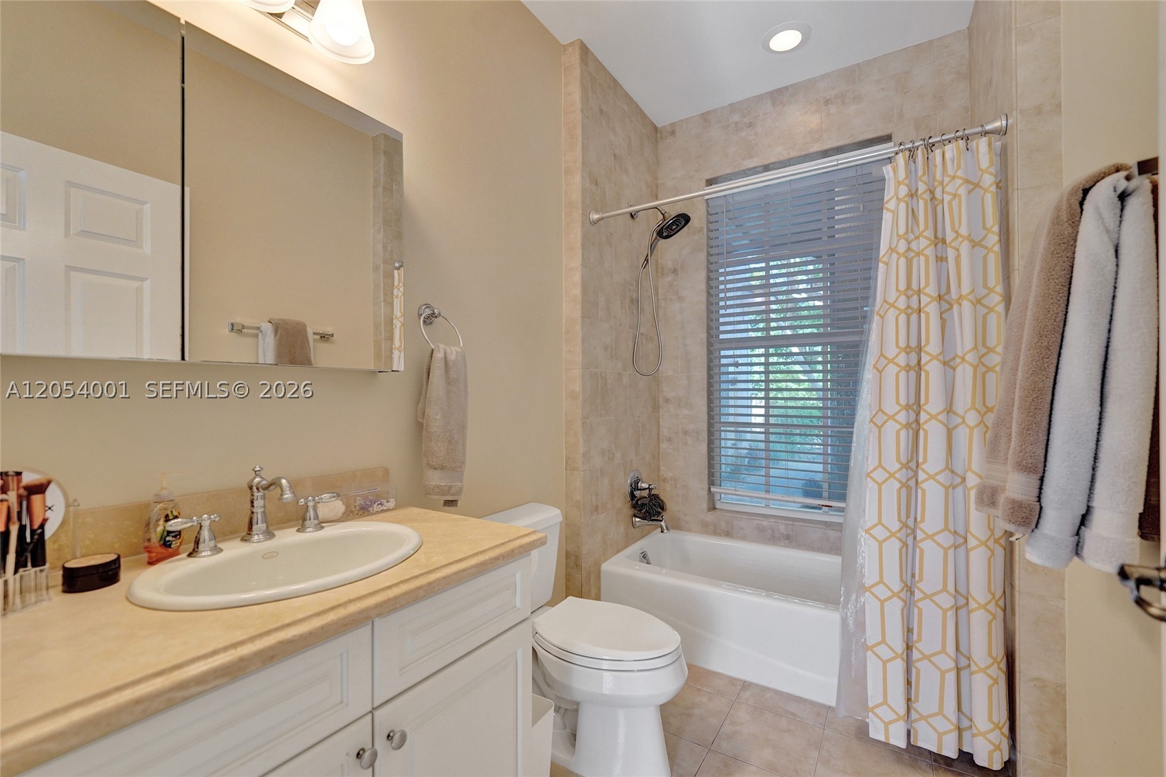 HIGHLAND ESTATES - Residential
