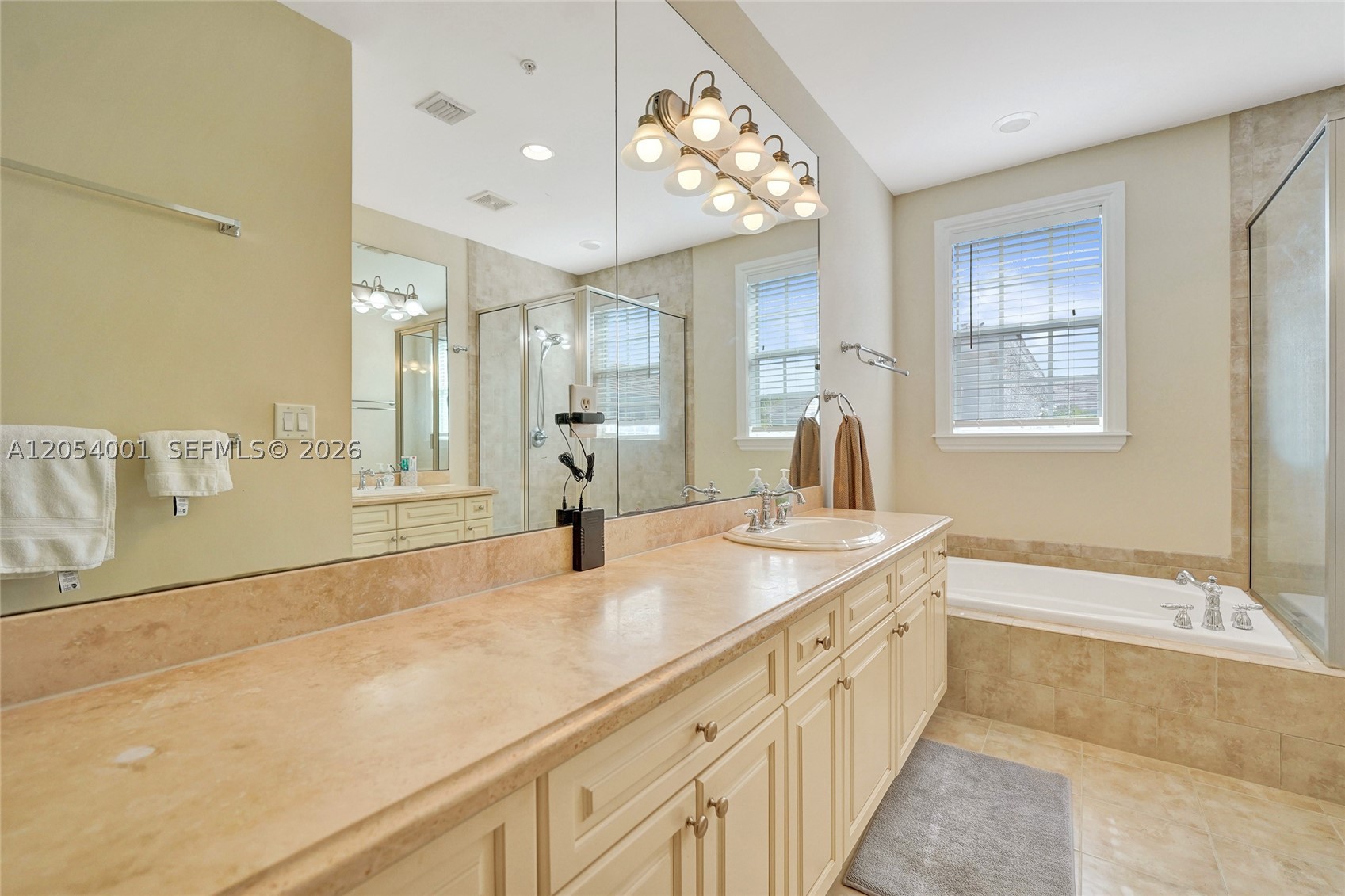 HIGHLAND ESTATES - Residential