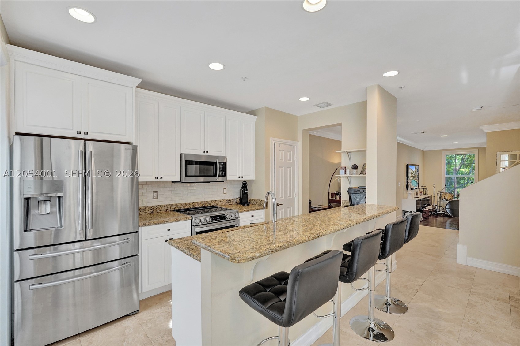 HIGHLAND ESTATES - Residential