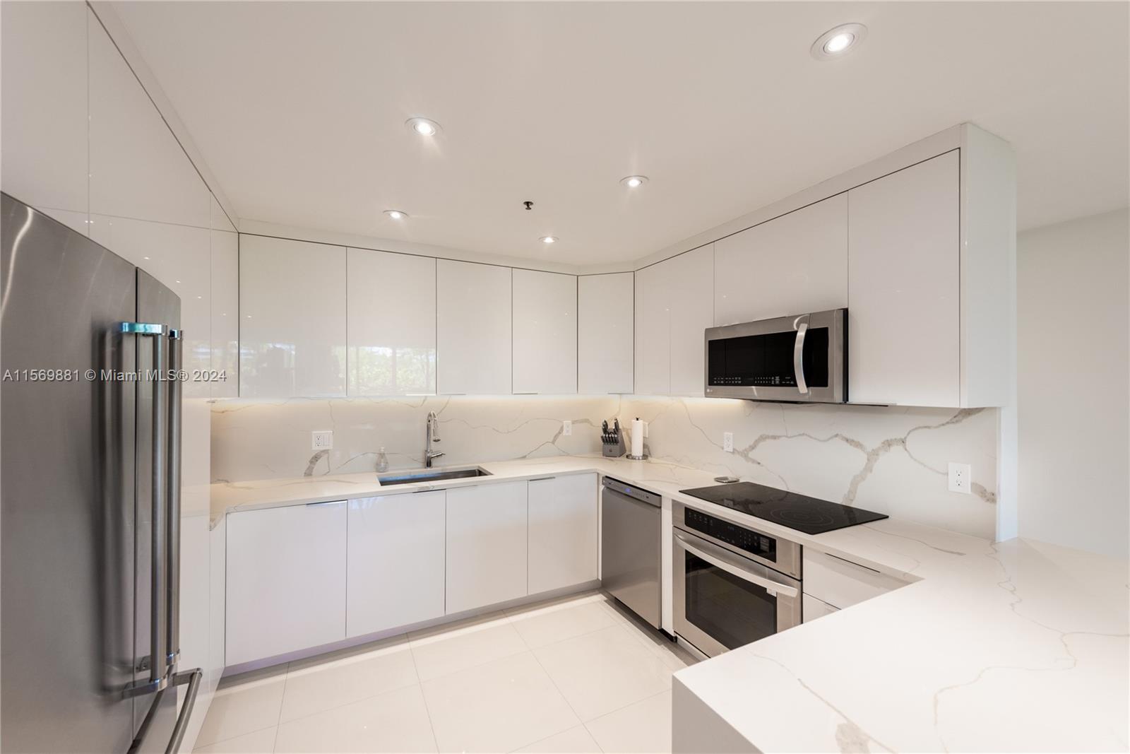 KEY COLONY NO 2 CONDO - Residential Lease