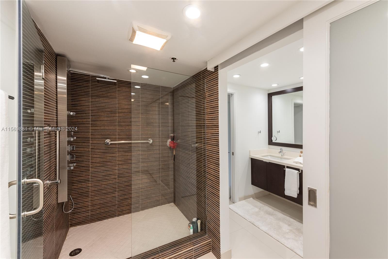 KEY COLONY NO 2 CONDO - Residential Lease