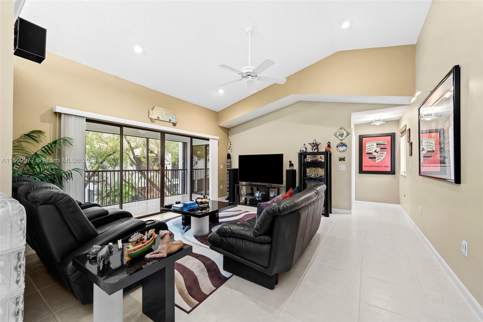 CARRIAGE HOMES AT TERRAMA - Residential