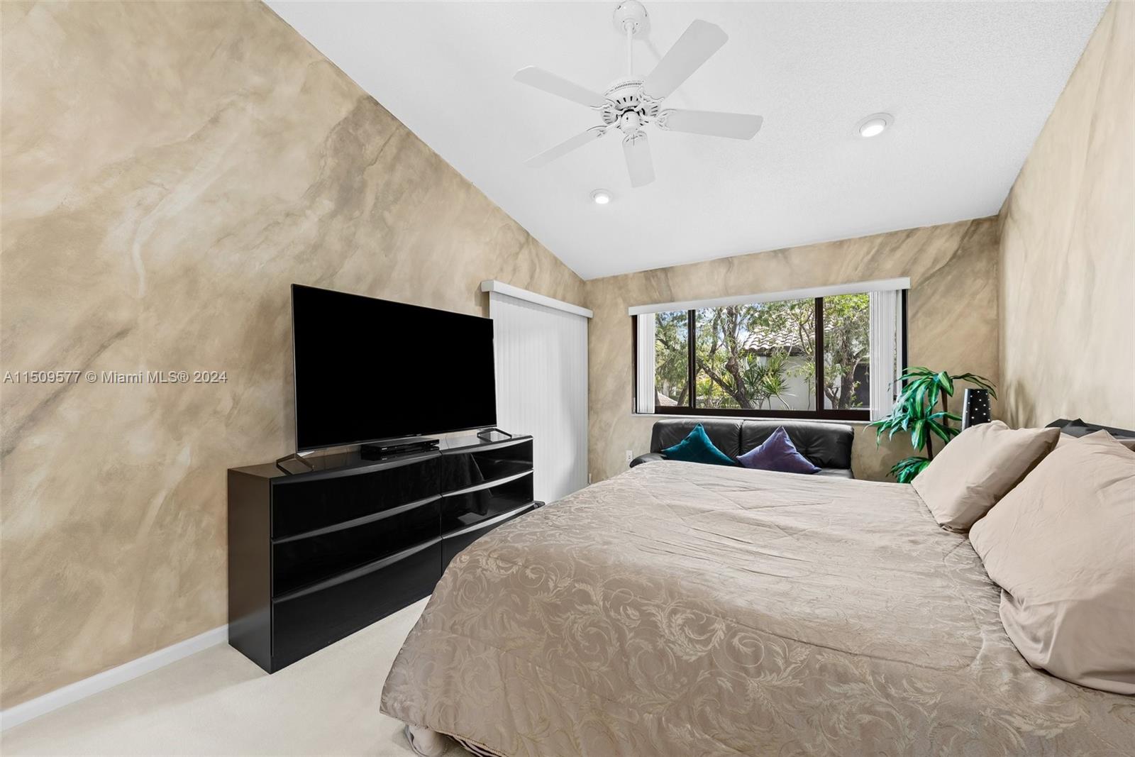 CARRIAGE HOMES AT TERRAMA - Residential