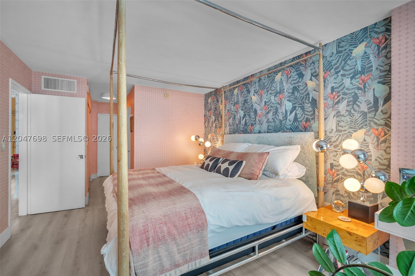 BAYVIEW TERR CONDO - Residential Lease