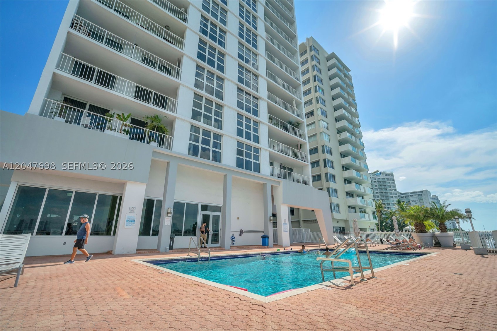 BAYVIEW TERR CONDO - Residential Lease