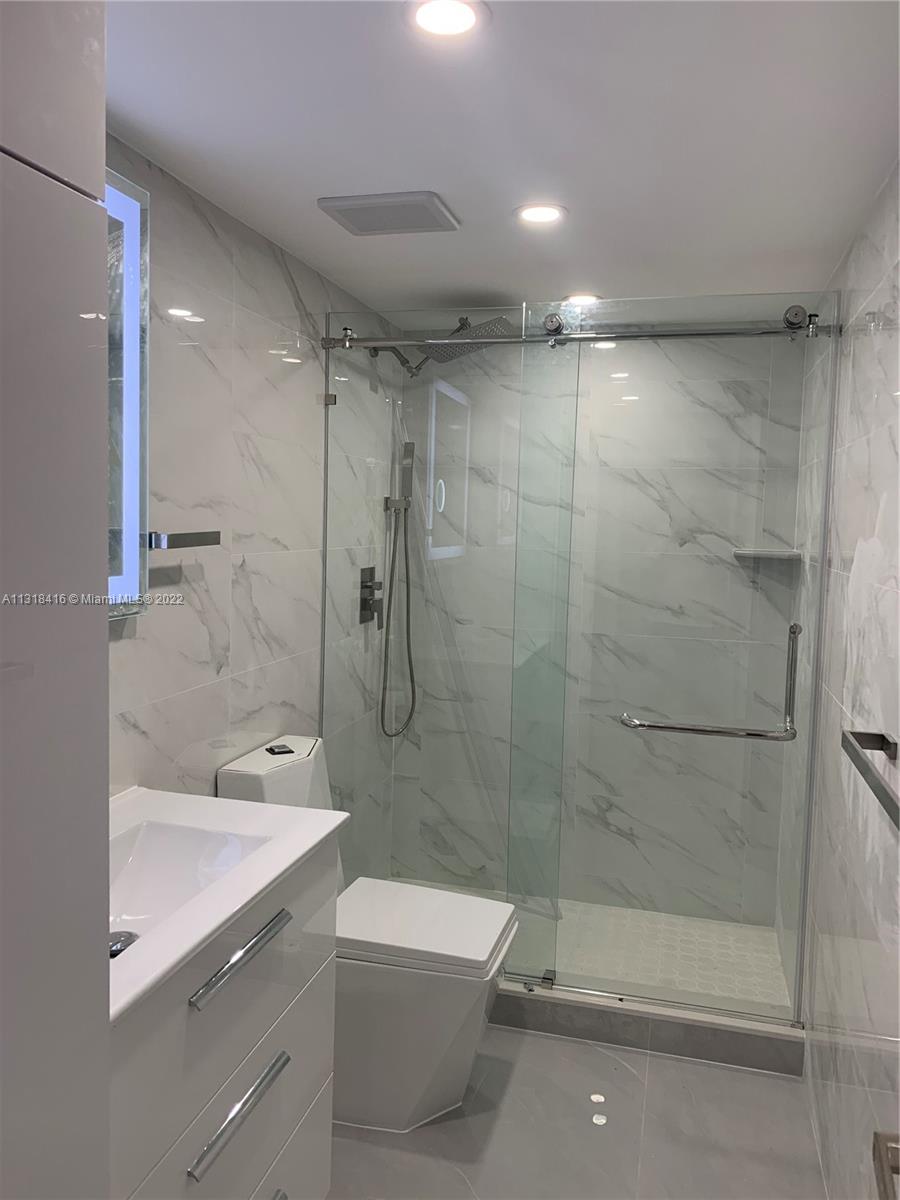 SEA AIR TOWERS CONDO - Residential Lease