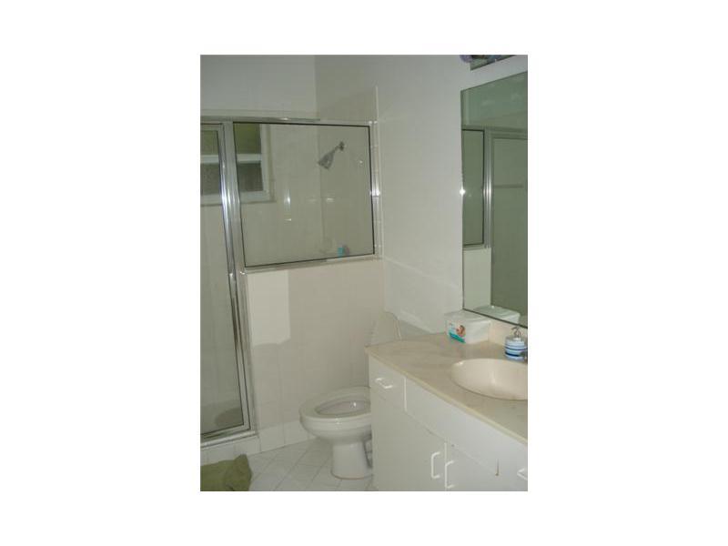 DORAL ISLES ANTILLES - Residential Lease
