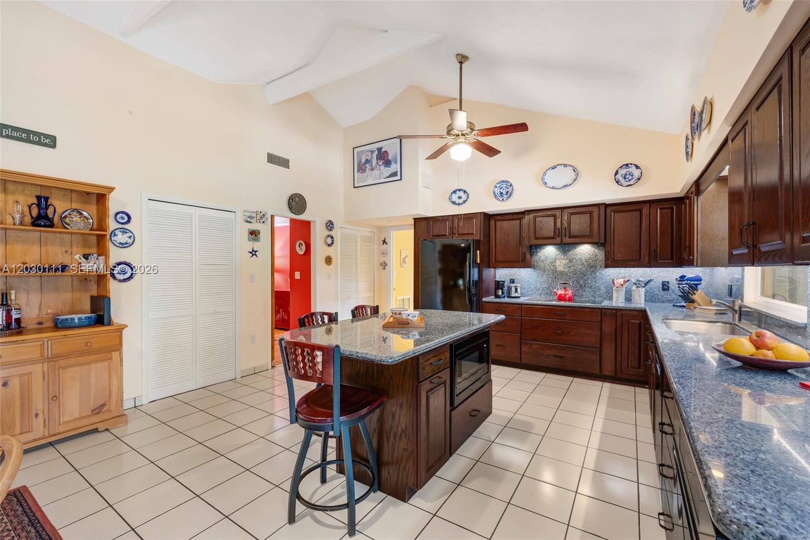 PHYLLIS SUB - Residential