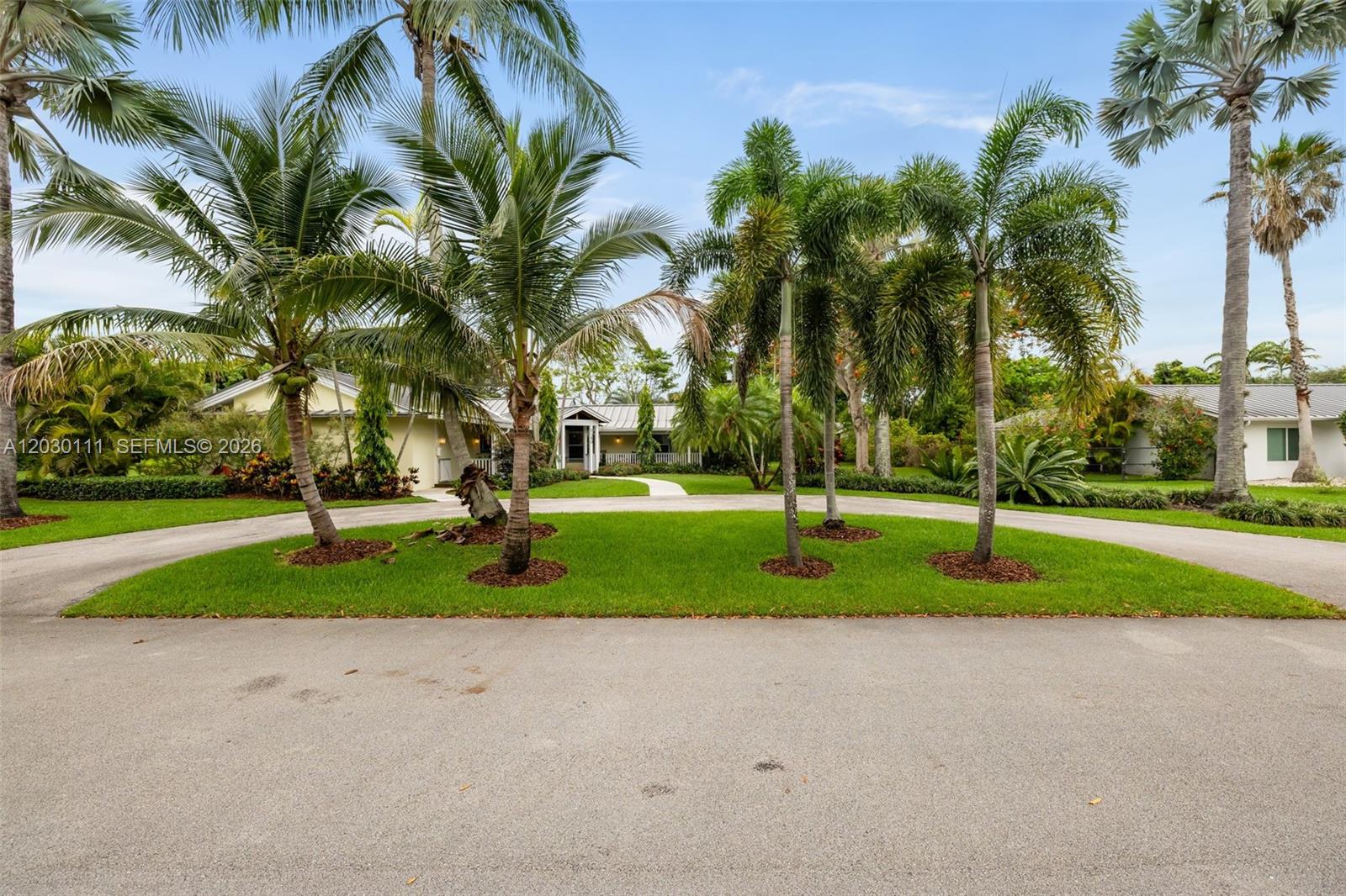 PHYLLIS SUB - Residential