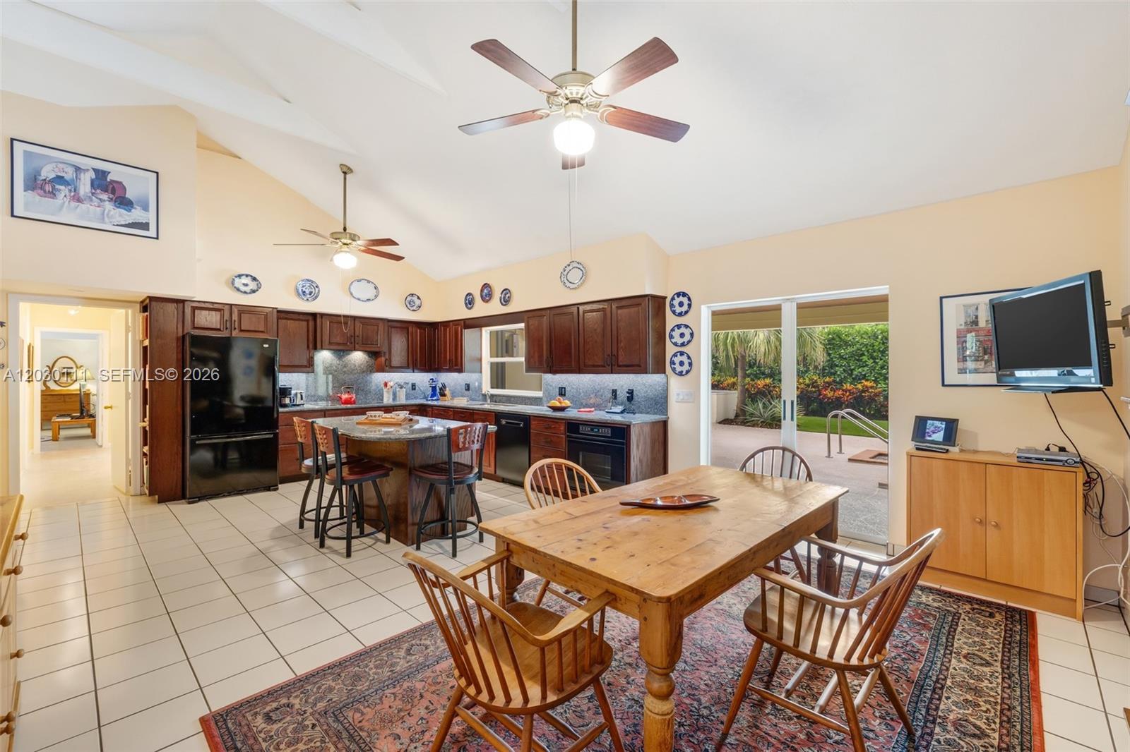 PHYLLIS SUB - Residential