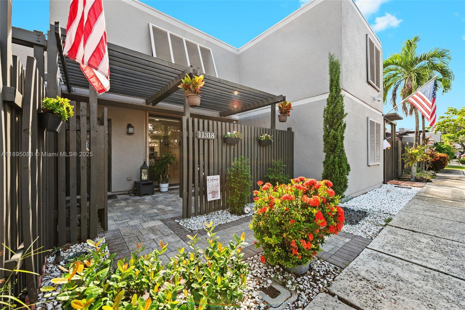 EVERGLADE SUGAR & LAND CO - Residential