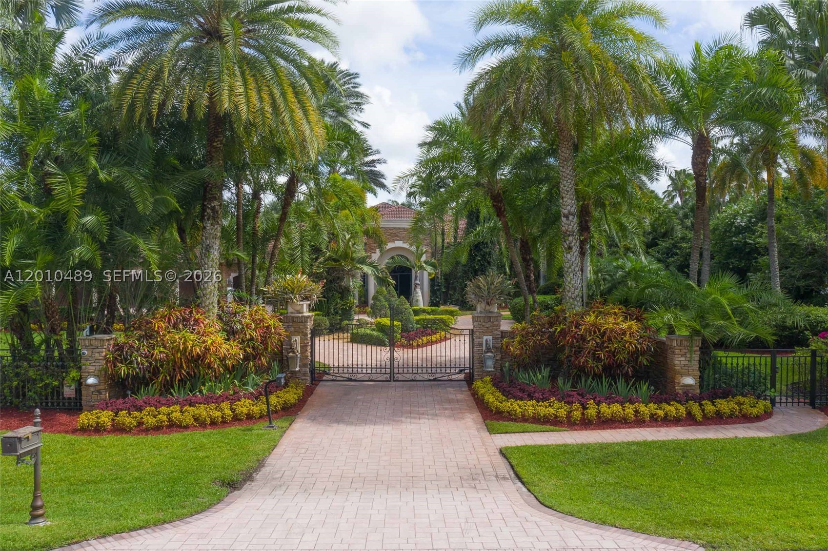 LANDMARK RANCH ESTATES - Residential