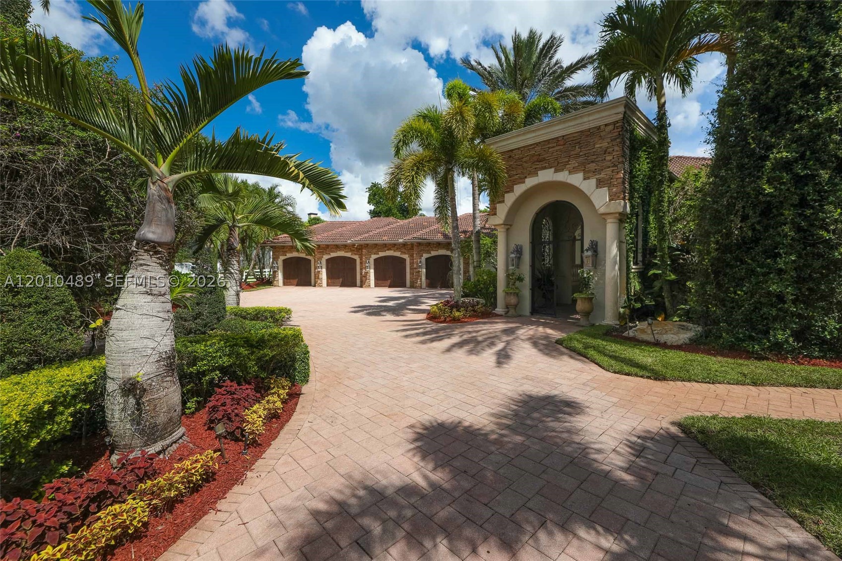 LANDMARK RANCH ESTATES - Residential