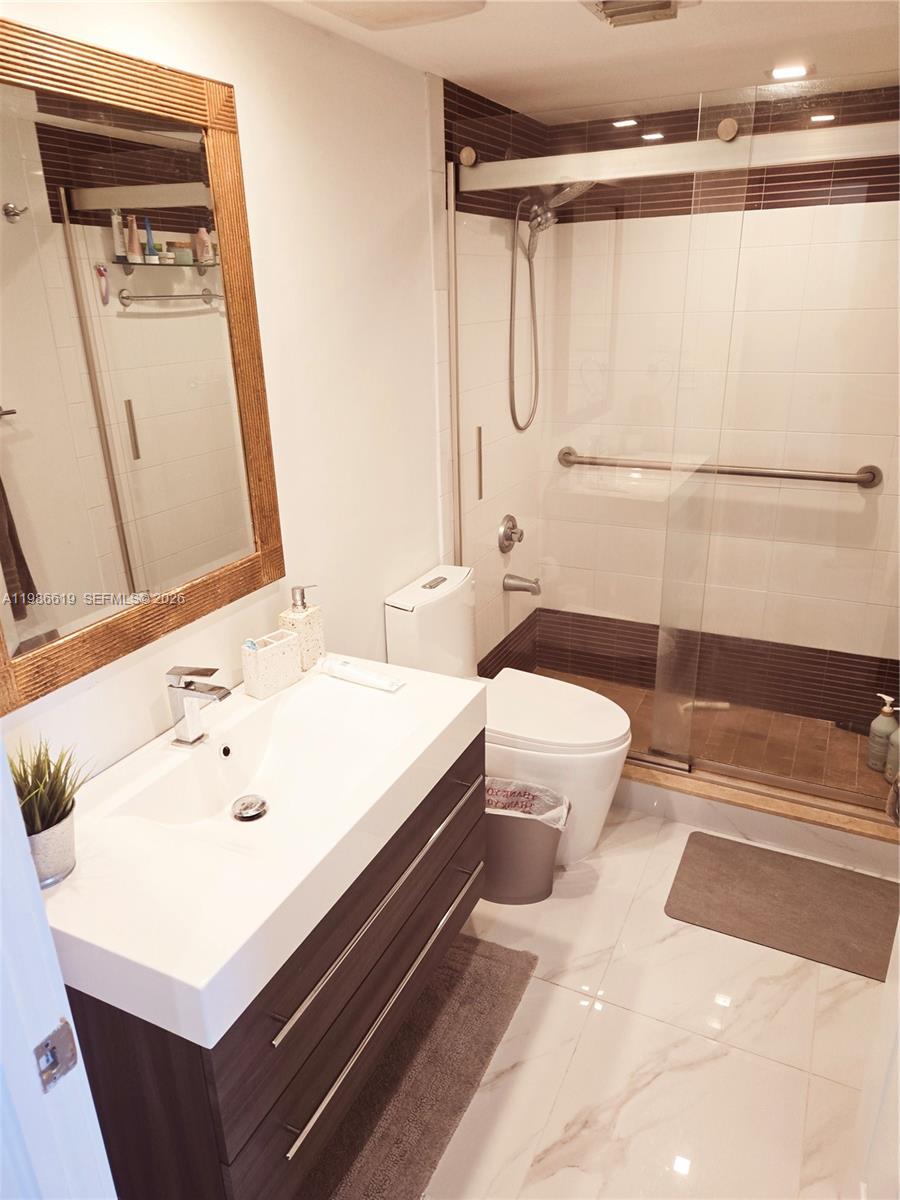 MARBELLA CONDO - Residential