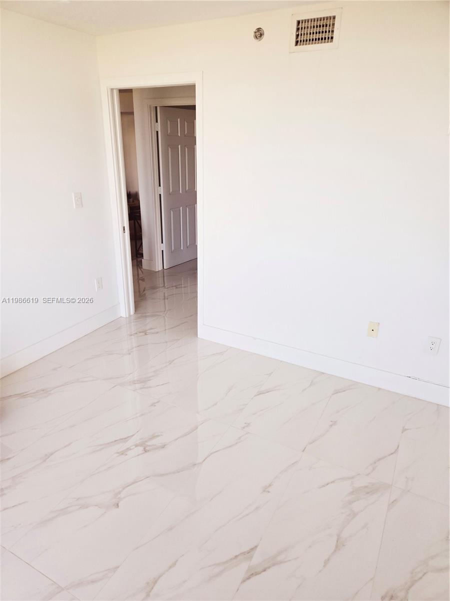 MARBELLA CONDO - Residential