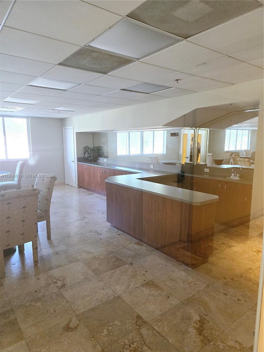MARBELLA CONDO - Residential