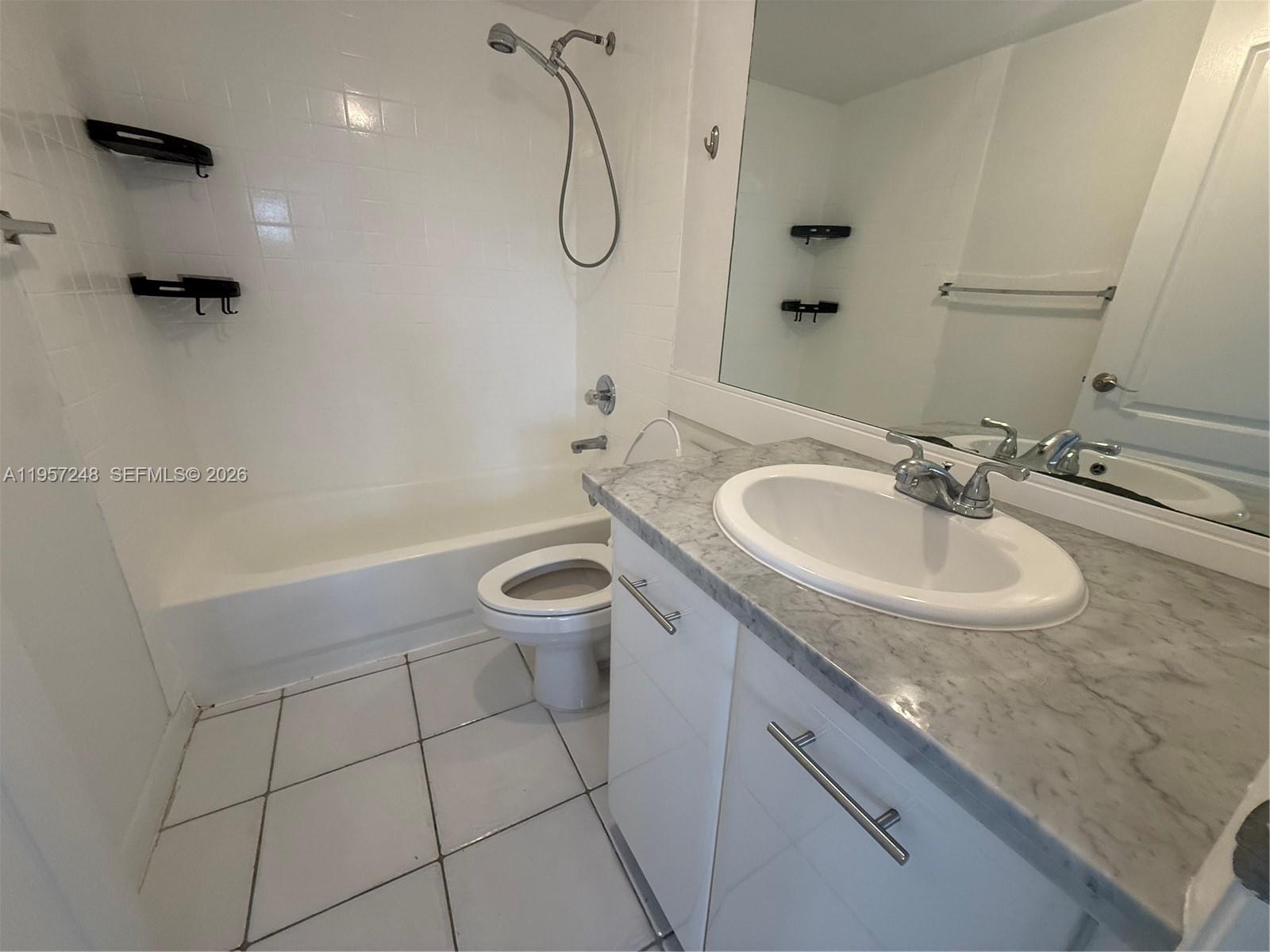 GROVE PALMS I CONDO - Residential