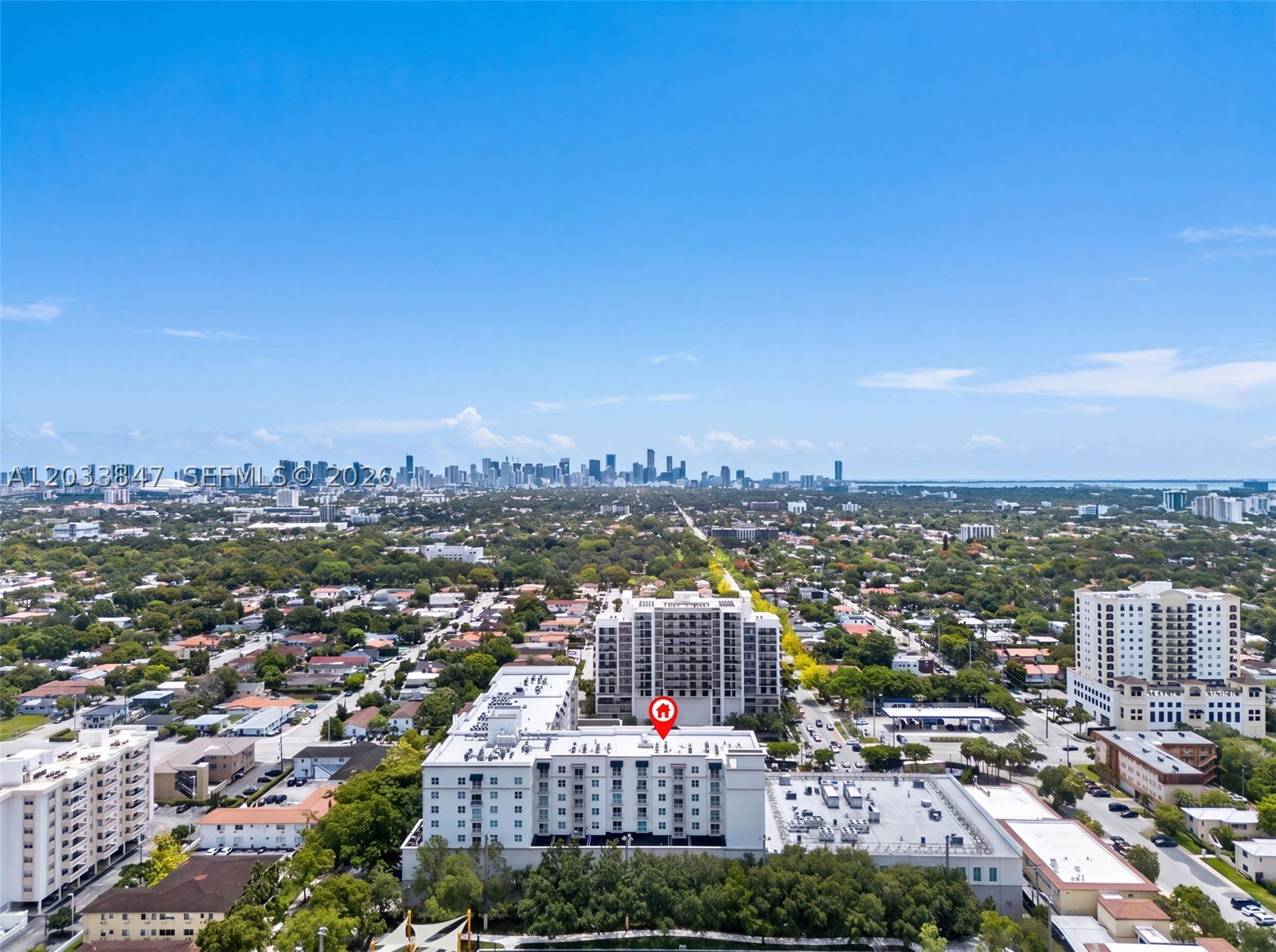 DOUGLAS GRAND CONDO - Residential Lease