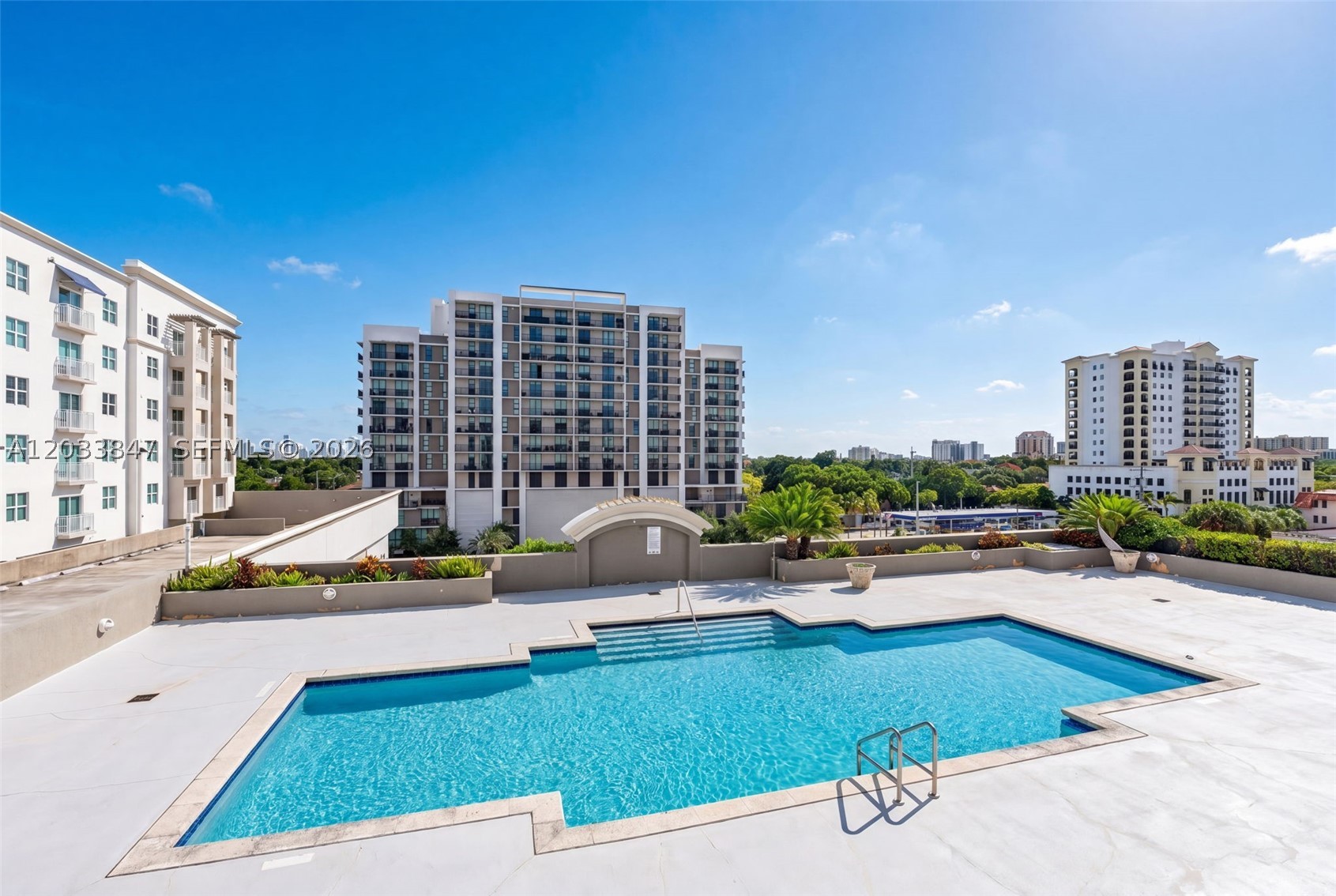 DOUGLAS GRAND CONDO - Residential Lease