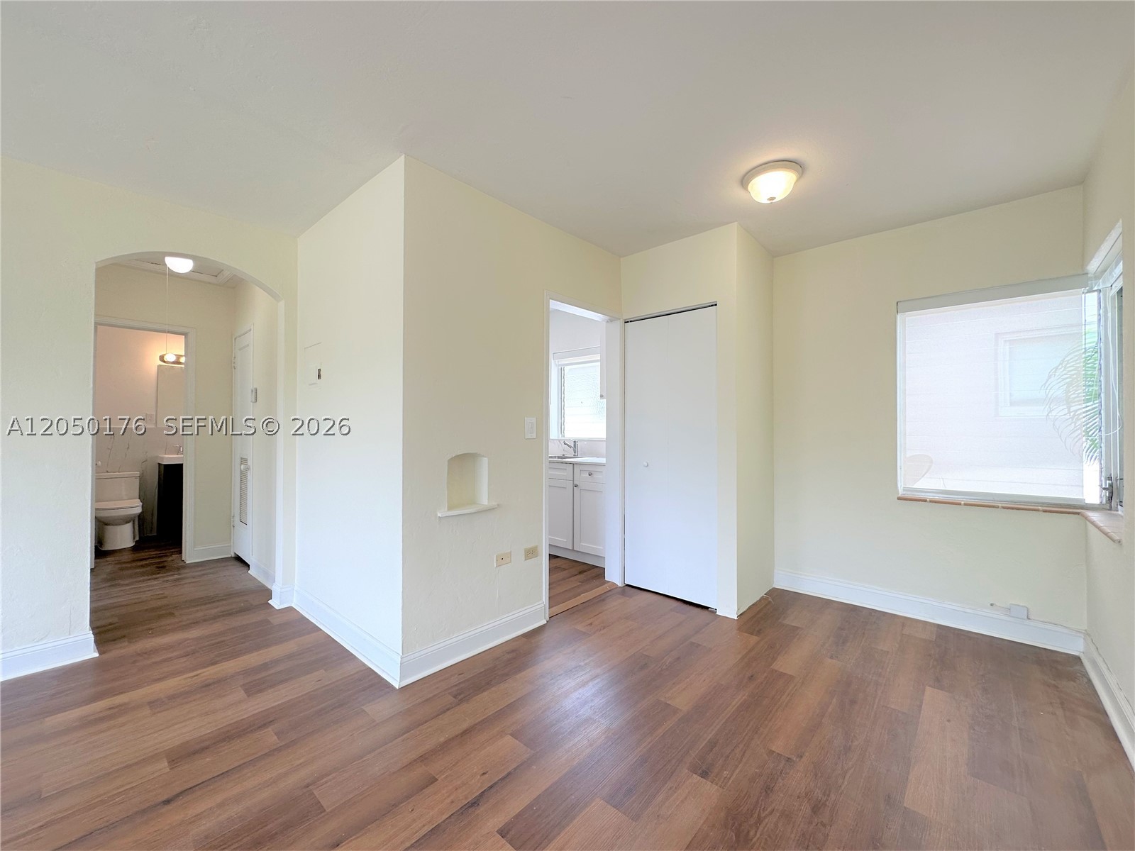 ISLE OF NORMANDY MIAMI VI - Residential Lease