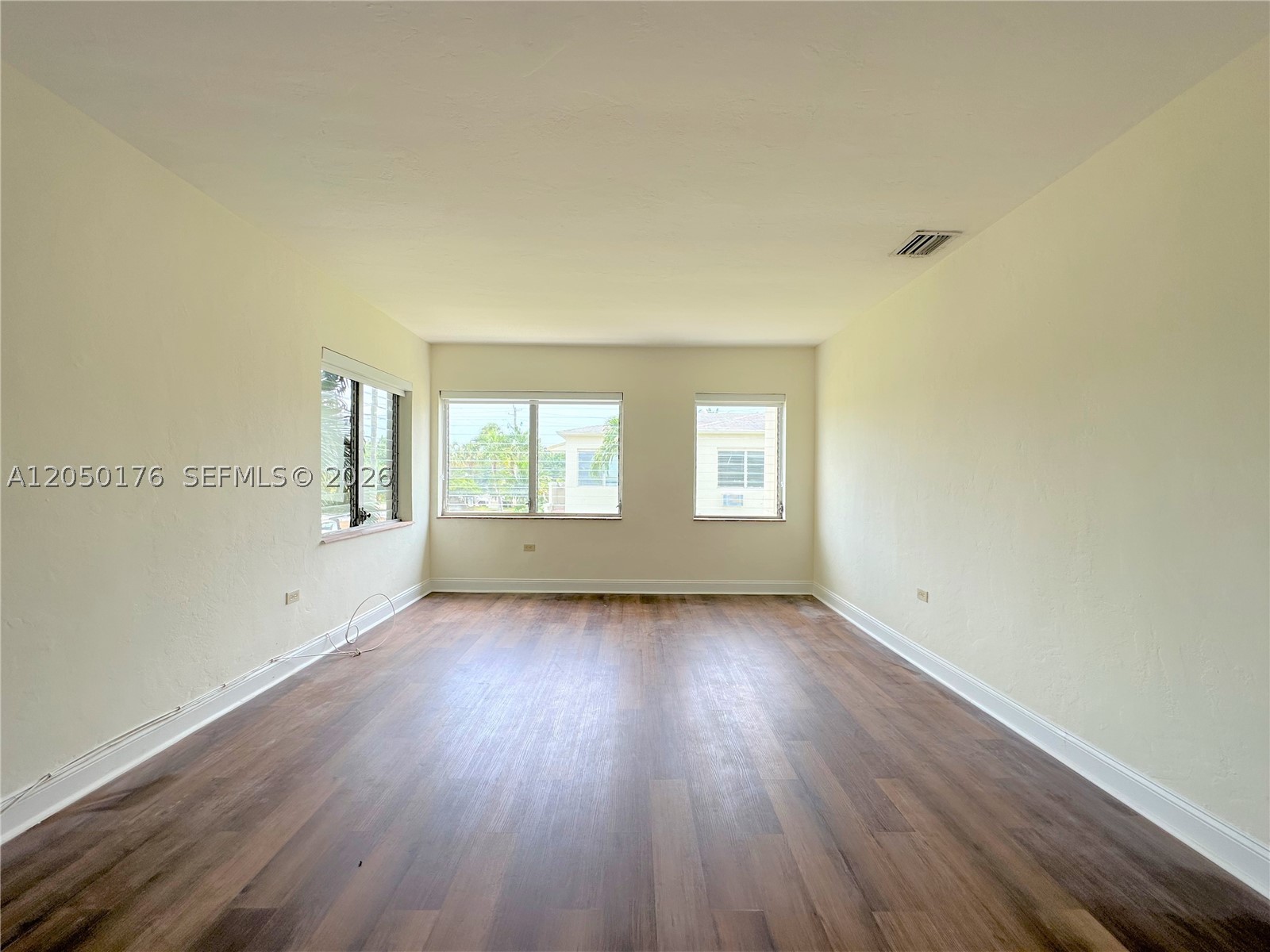 ISLE OF NORMANDY MIAMI VI - Residential Lease