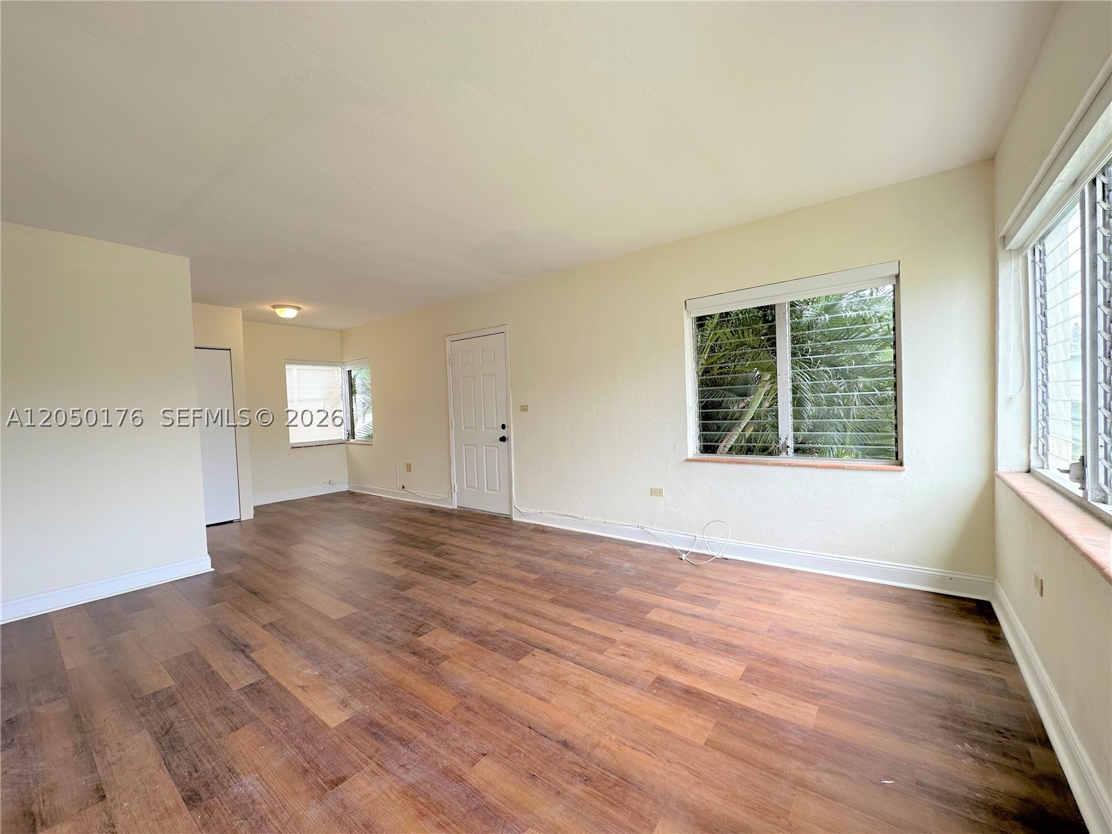 ISLE OF NORMANDY MIAMI VI - Residential Lease