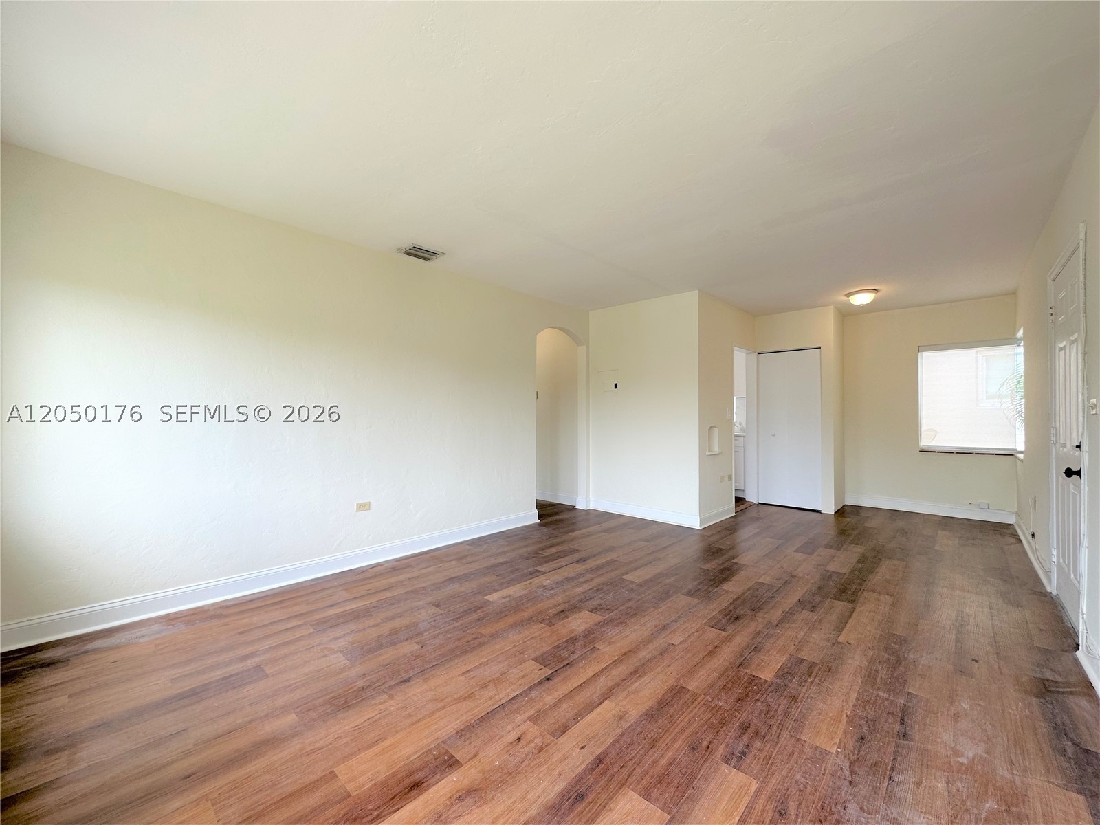 ISLE OF NORMANDY MIAMI VI - Residential Lease
