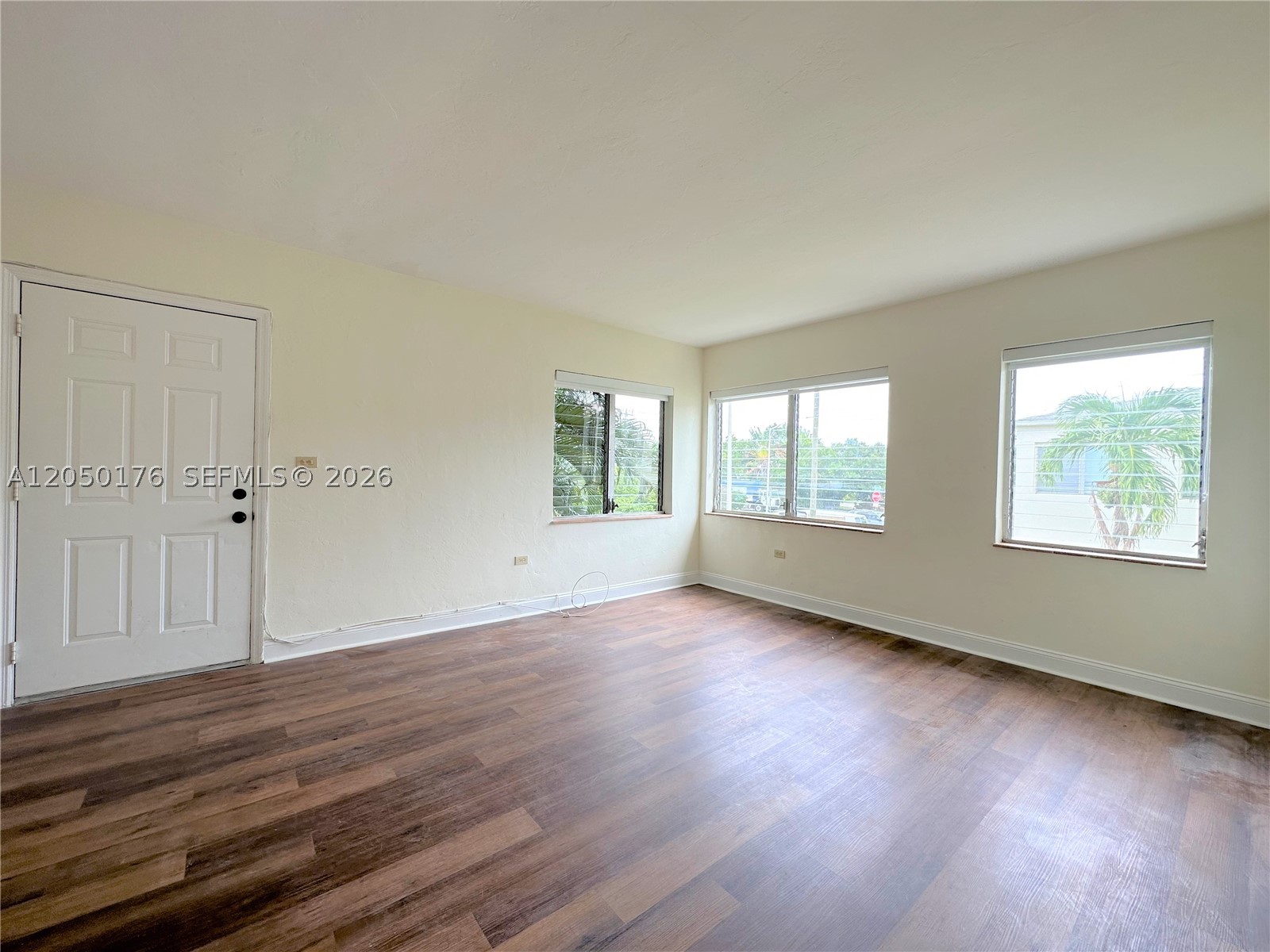 ISLE OF NORMANDY MIAMI VI - Residential Lease