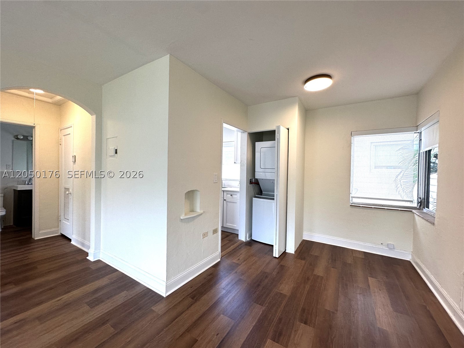 ISLE OF NORMANDY MIAMI VI - Residential Lease