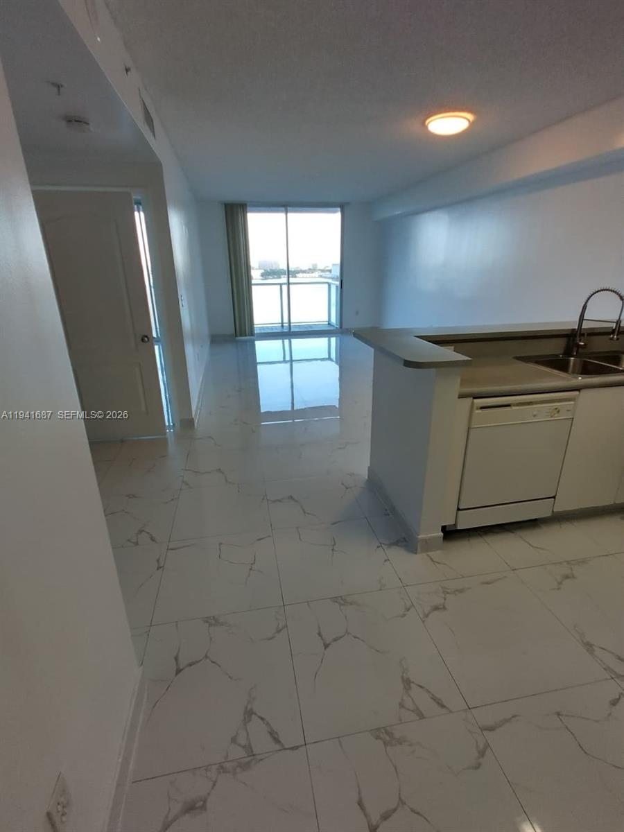 BLUE LAGOON CONDO - Residential Lease