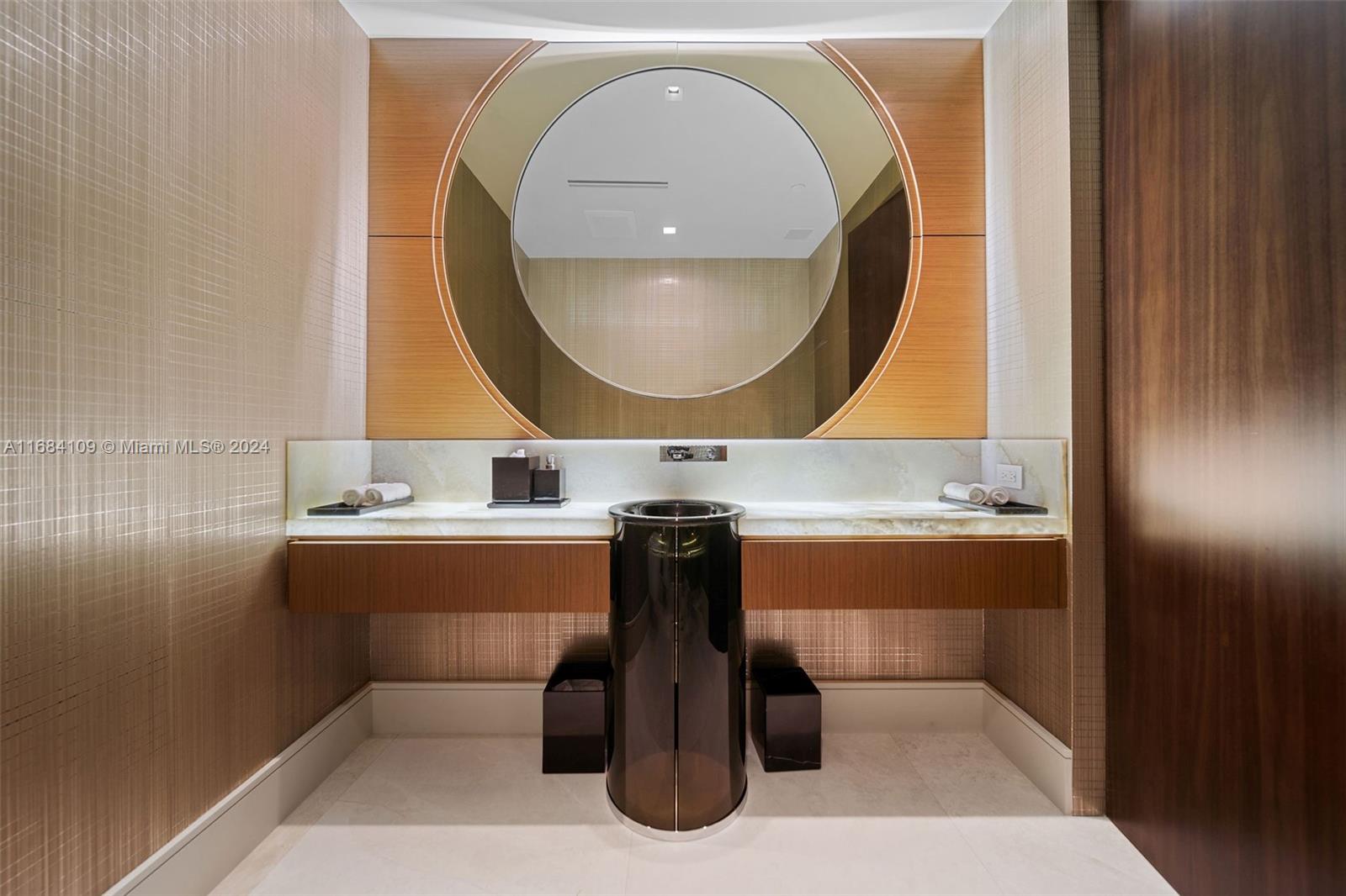 BAL HARBOUR NORTH SOUTH C - Residential