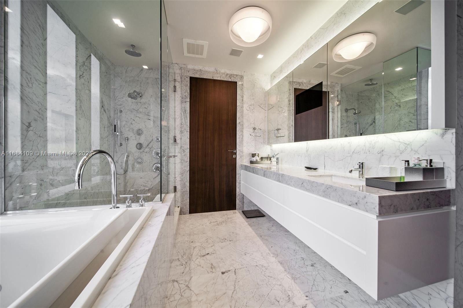 BAL HARBOUR NORTH SOUTH C - Residential