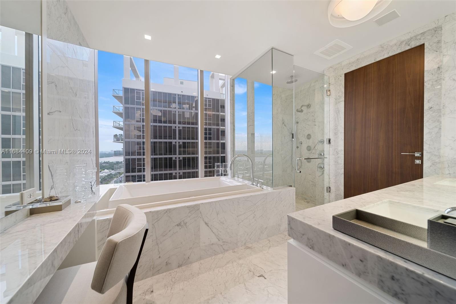 BAL HARBOUR NORTH SOUTH C - Residential