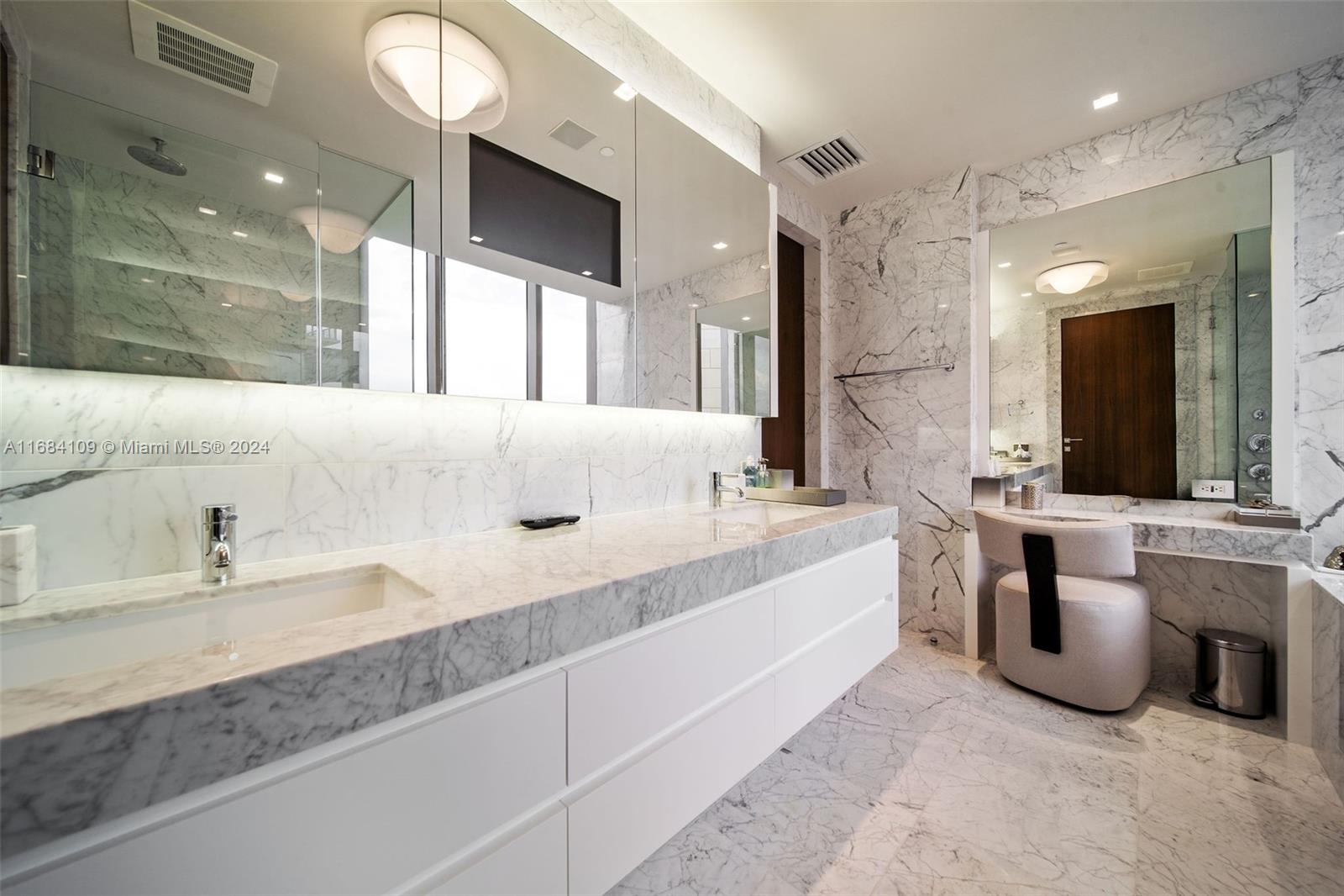 BAL HARBOUR NORTH SOUTH C - Residential