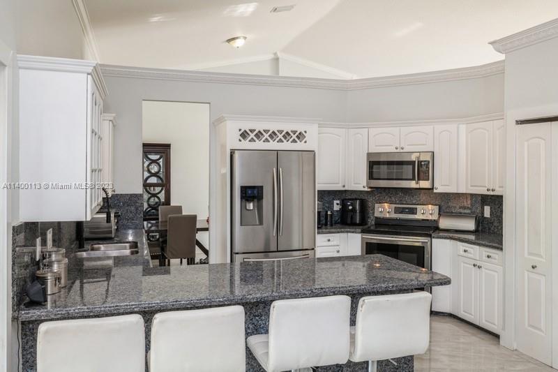 GRAND MANSIONS - Residential