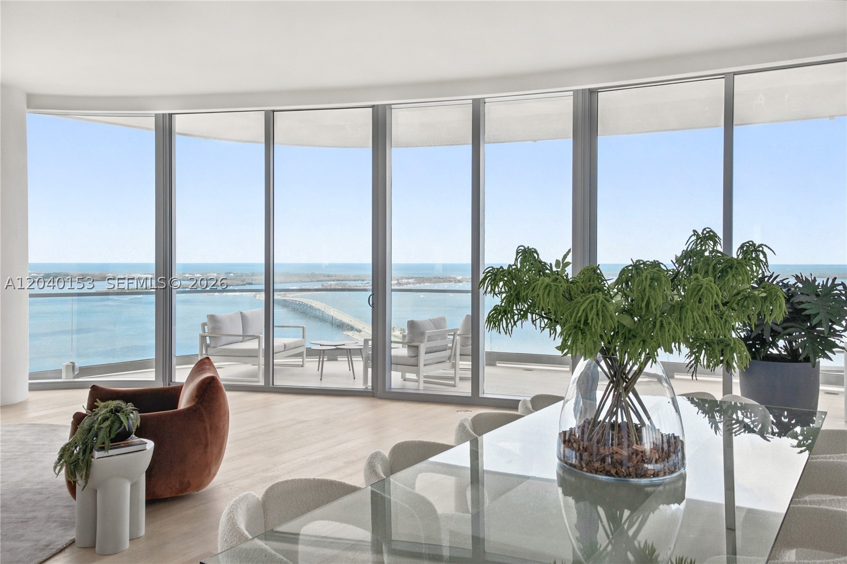 UNA RESIDENCES - Residential