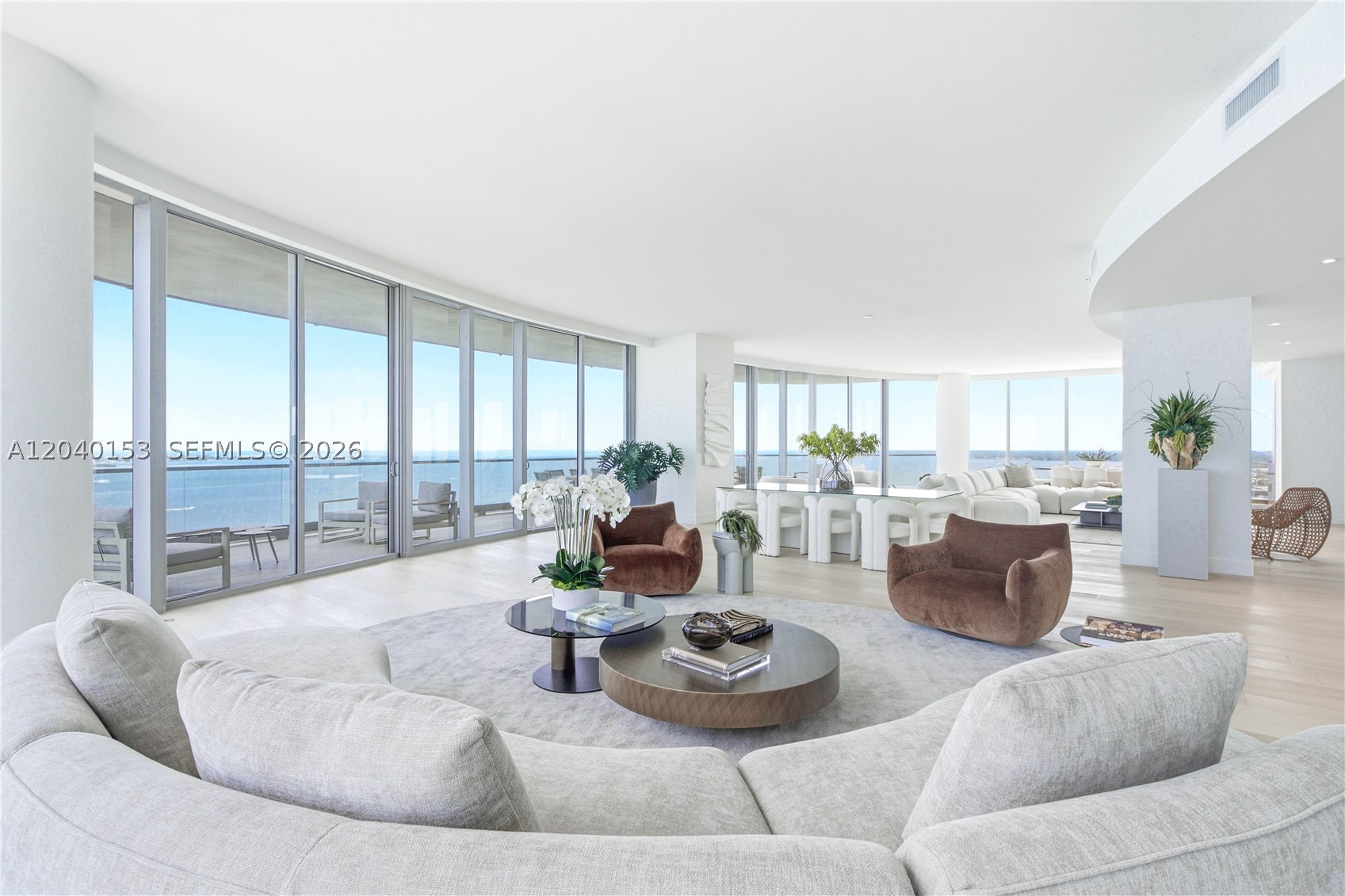 UNA RESIDENCES - Residential