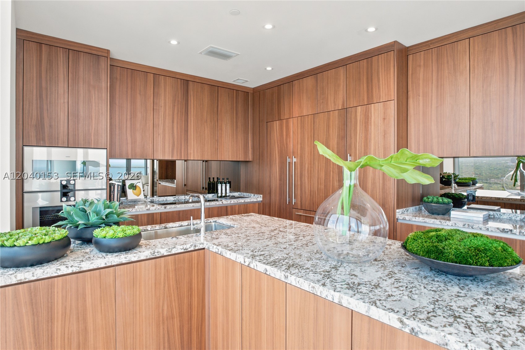 UNA RESIDENCES - Residential