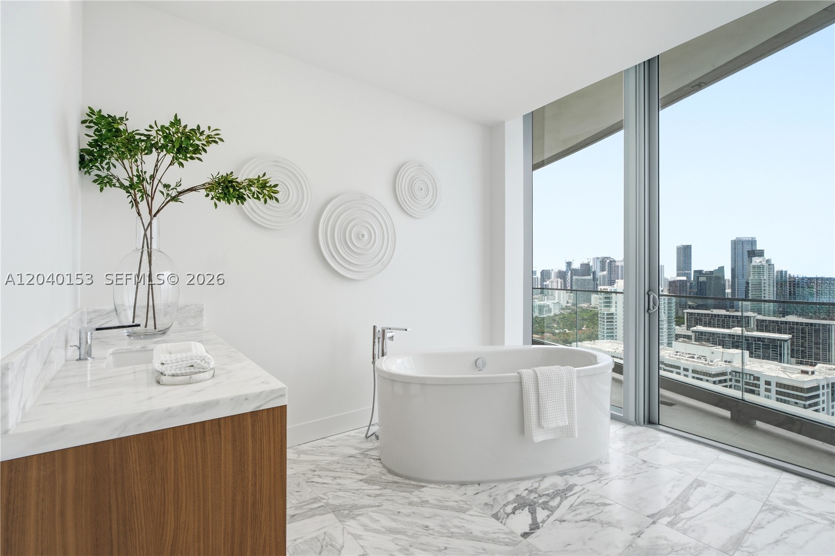 UNA RESIDENCES - Residential