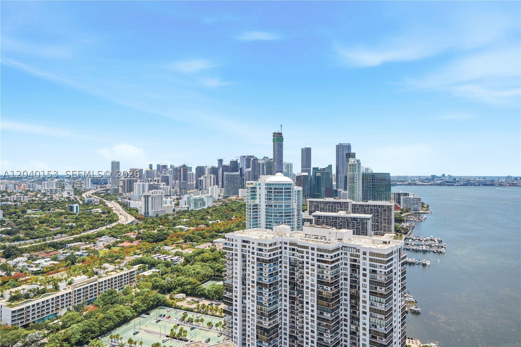UNA RESIDENCES - Residential