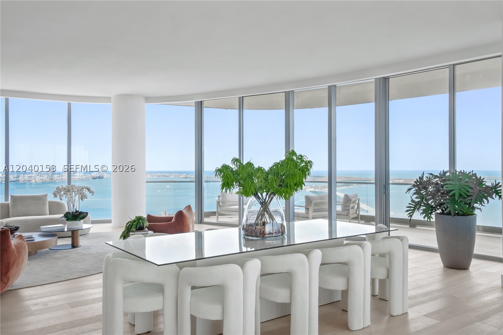 UNA RESIDENCES - Residential