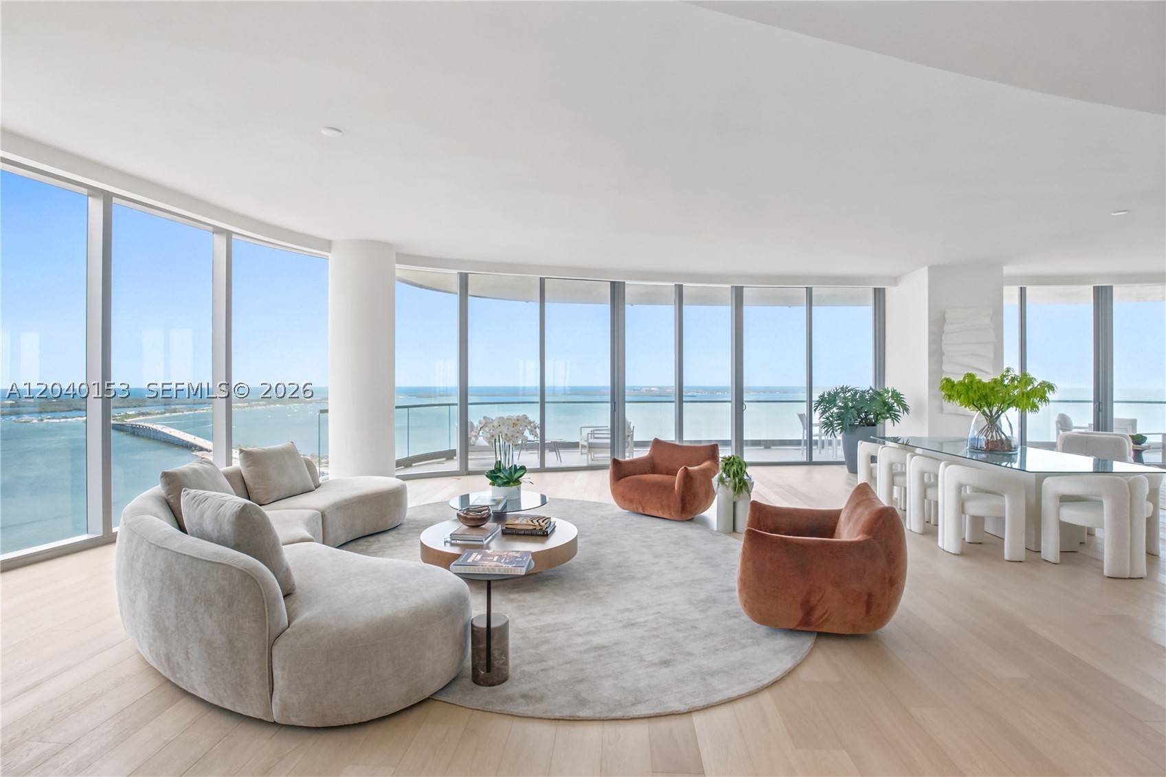 UNA RESIDENCES - Residential