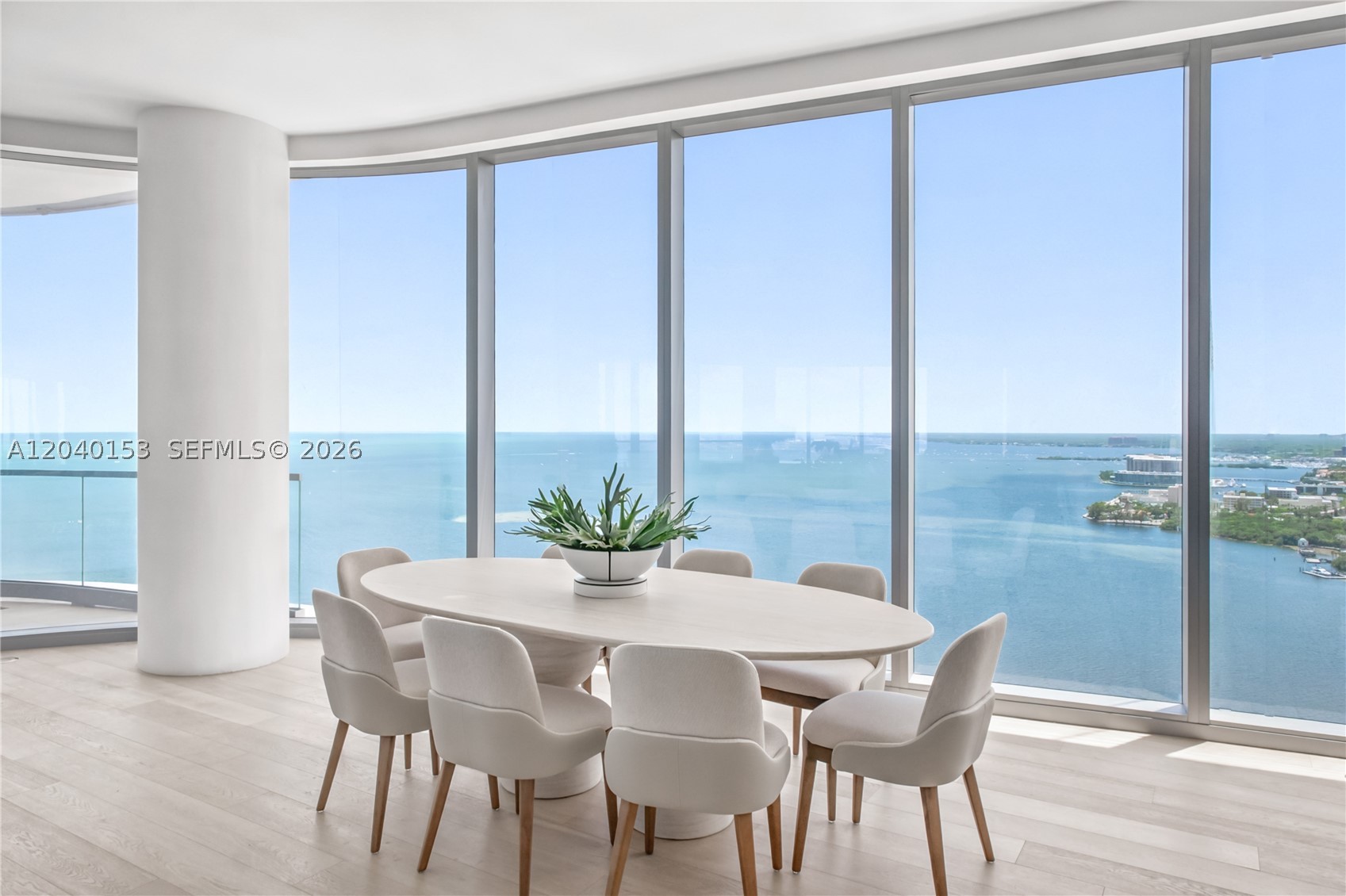 UNA RESIDENCES - Residential
