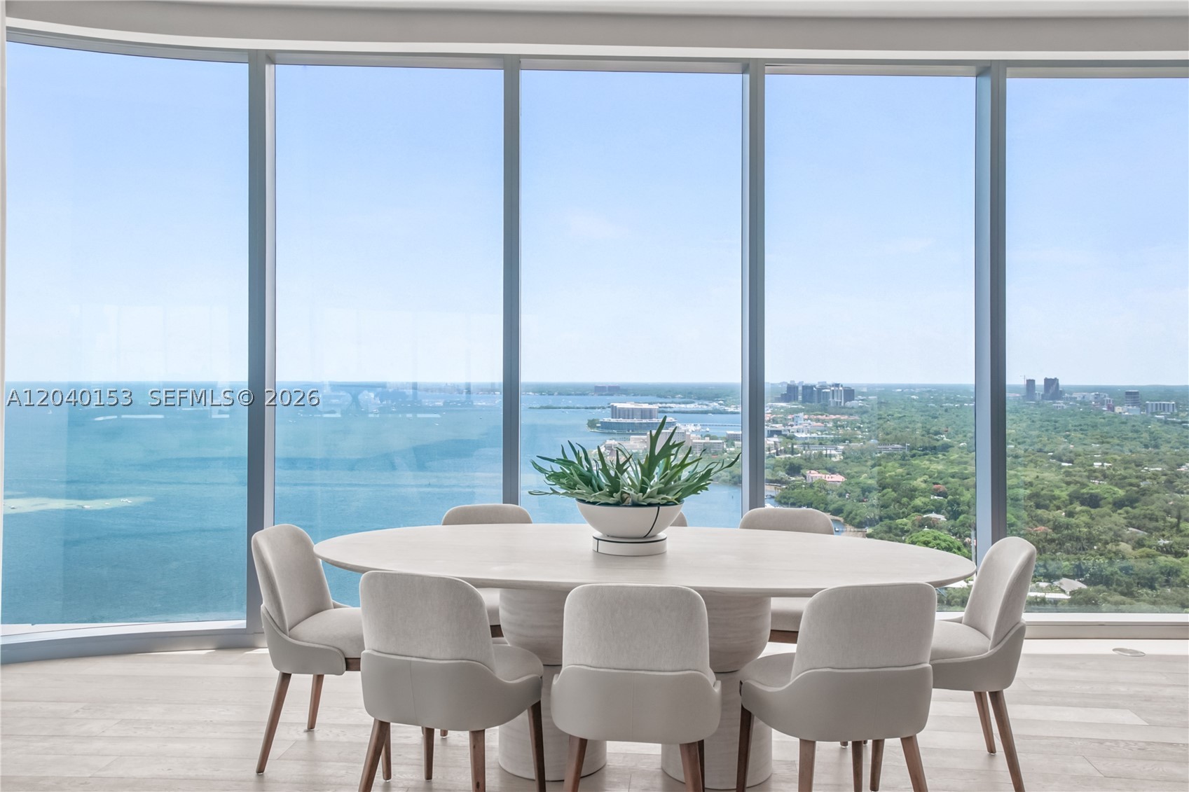 UNA RESIDENCES - Residential