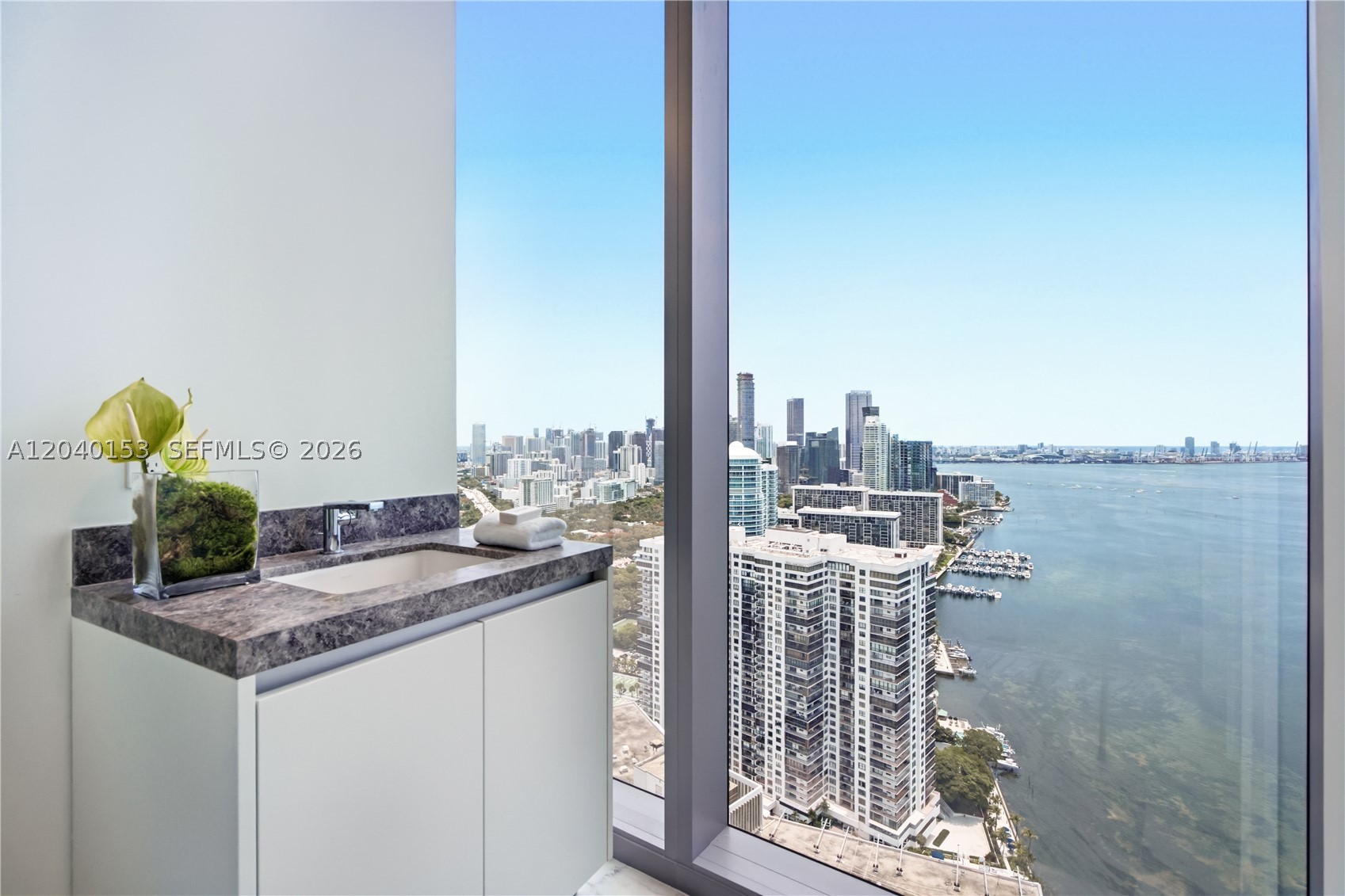 UNA RESIDENCES - Residential