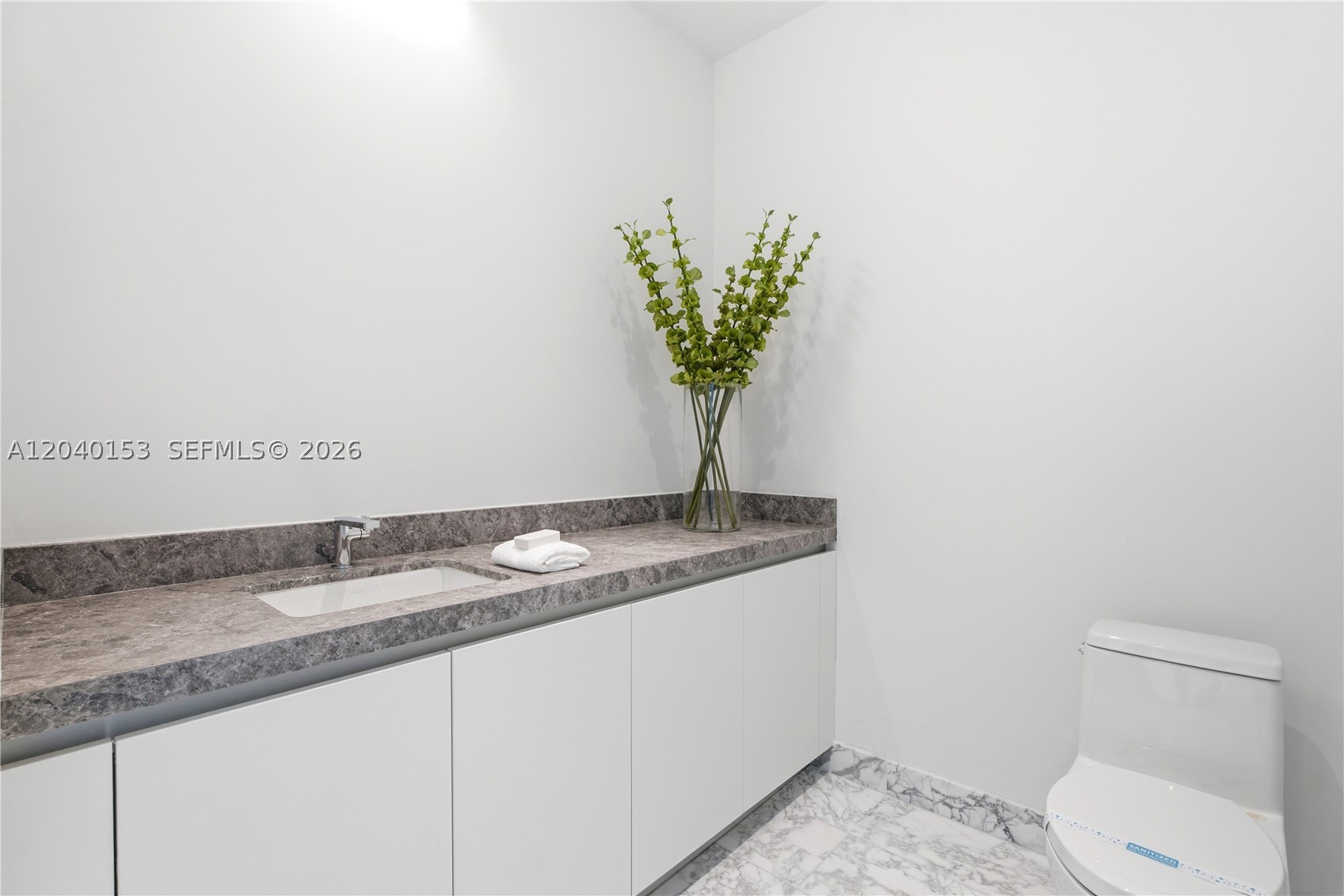 UNA RESIDENCES - Residential