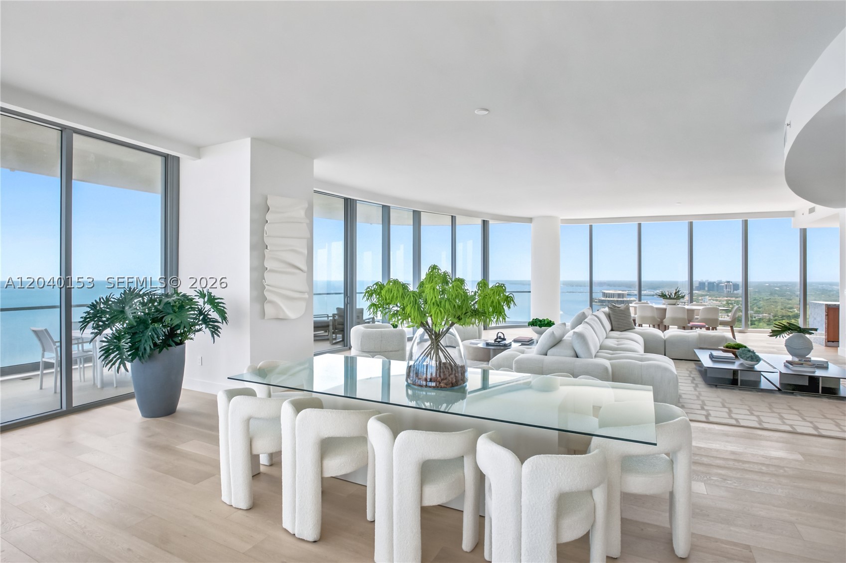 UNA RESIDENCES - Residential
