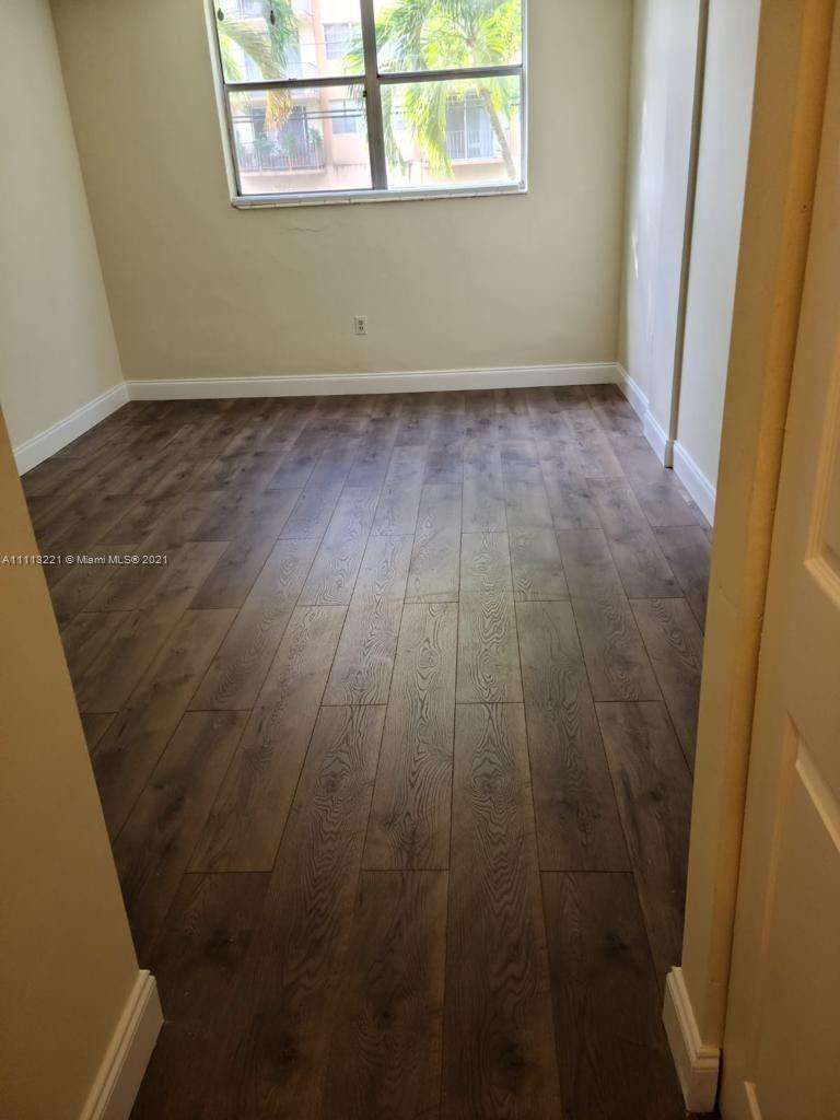 1 Bedroom/1 Bathroom in great building close to Biscayne Blvd. and FIU North Campus, 10 min drive to the beach, minutes to parks, shopping, dining and more, don't miss this opportunity.
